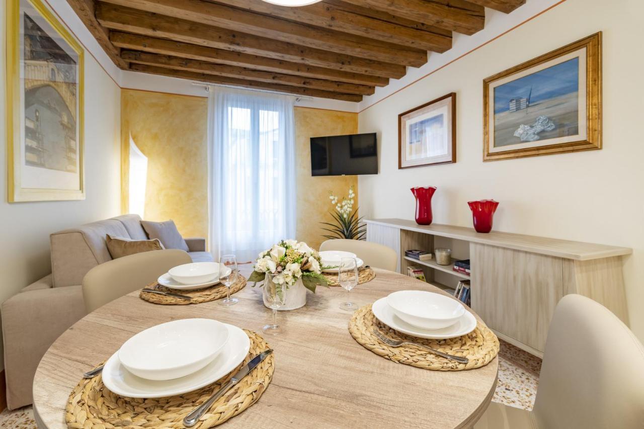 Апартаменты Rialto Sant'Aponal Prestige By Wonderful Italy Венеция Экстерьер фото
